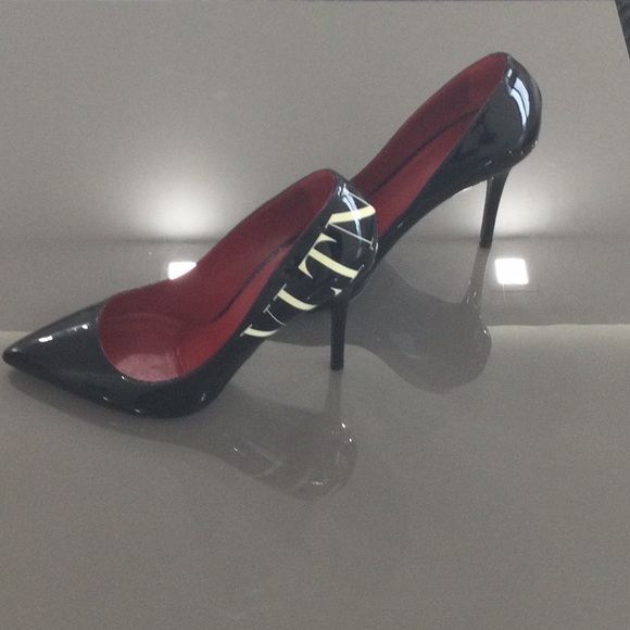 VALENTINO NEW SIZE 40 NEW - Picture 2 of 9